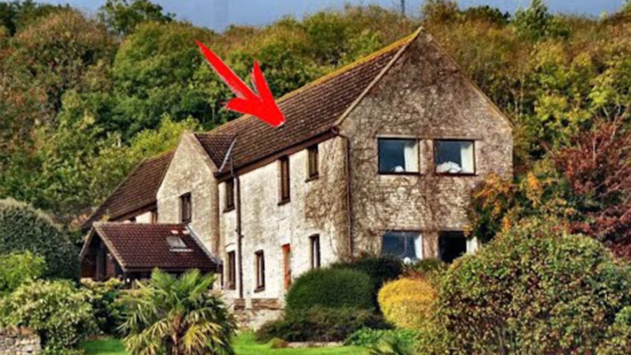 Aile, Eski Bir Ev Satın Aldı ve 102 Yıldır Kimsenin Girmediği Duvarlarla Çevrili Gizli Bir Oda Buldu