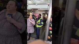 Famous Security Physically Removes Alleged Shoplifter From Store Wealth