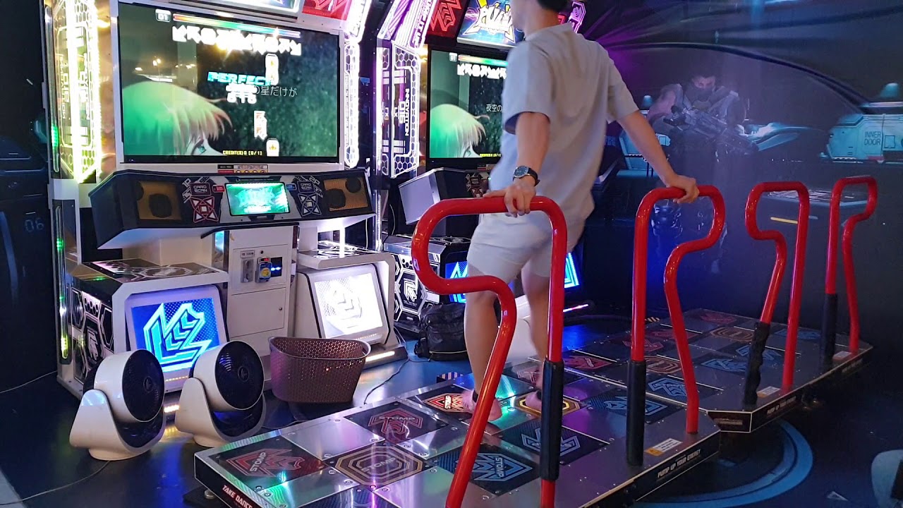 Cicciolina bilan jinsiy aloqa Aqlli etuk ayollarning porno fotosuratlari