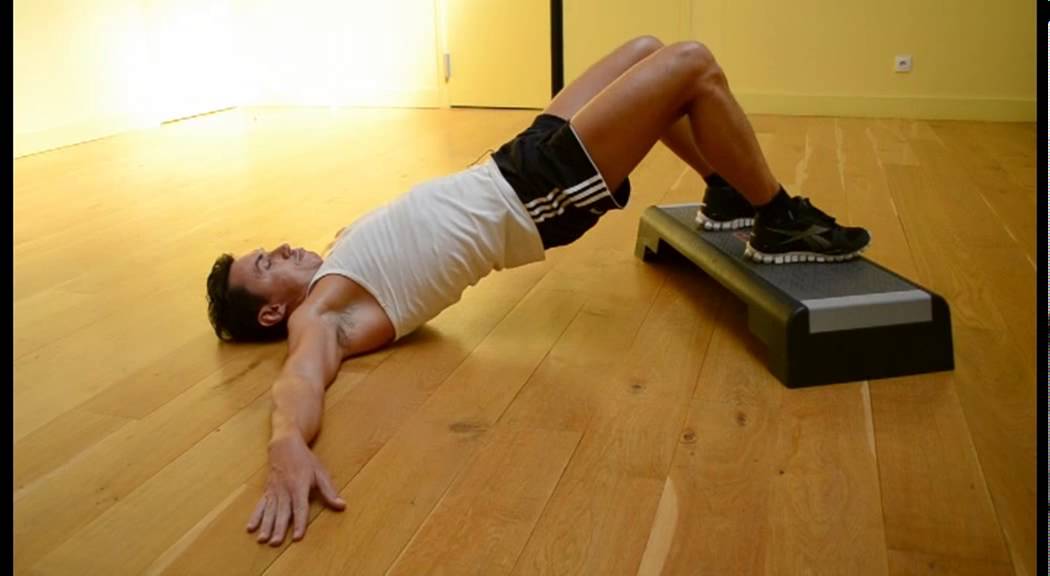 Soulevement de bassin sur step - Par Guide Musculation - YouTube