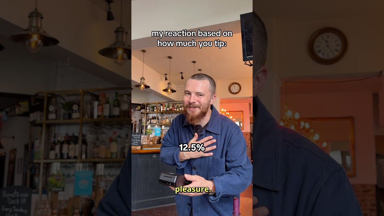 I NEVER TIP (jk of course I do) #comedy #bartender #hospitality #service