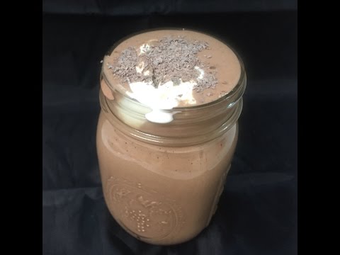 chocolate-peanut-butter-smoothie-by-vitamix