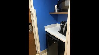 Holiday Inn Express Easton - King Standard Room Tour - Easton, Maryland