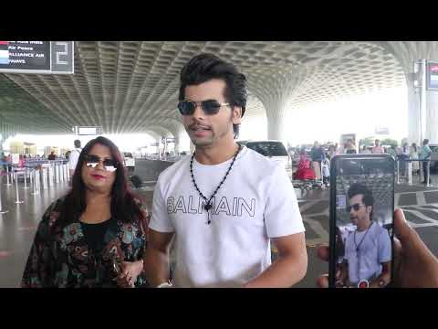 Siddharth Nigam Looks Dashing || Spotted At Mumbai Airport