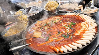 Korean tteokbokki! Customers have been lining up since morning. - korean street food by 푸드스토리 FoodStory 424,281 views 3 months ago 23 minutes