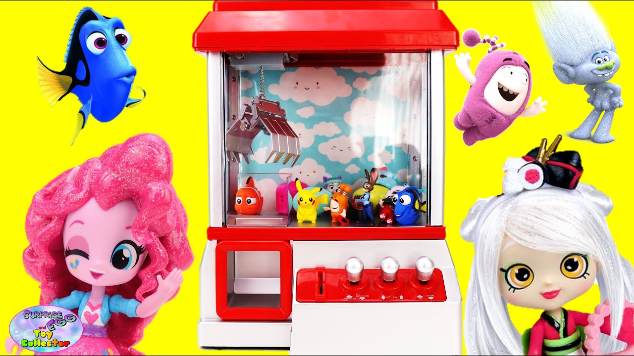 Claw Machine Game Toy Challenge with Surprise Egg!!! 
