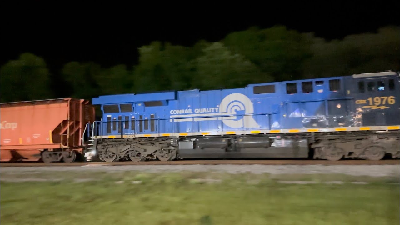 CSXT M603-10 solo leader (1976 Conrail) vitus junction - YouTube