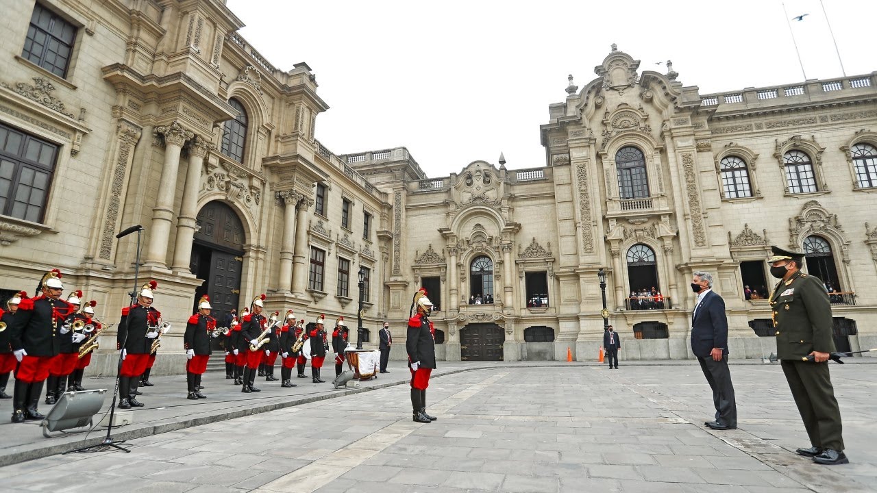 Presidente Sagasti lidera su última ceremonia de Cambio de Guardia en Palacio de Gobierno