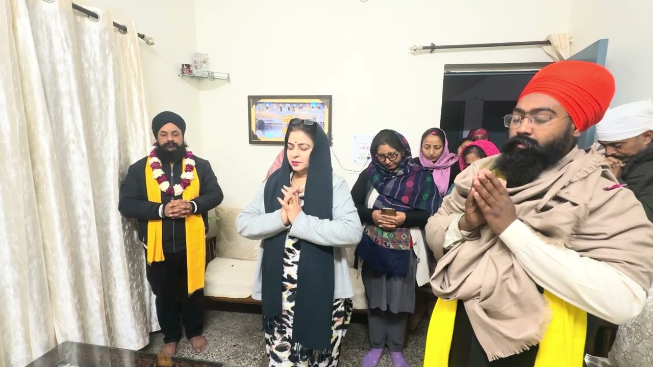 Dhan Dhan Saheb-E-Kamaal Shri Guru Gobind Singh Ji Maharaj Parkash Purab Parbhatferi - 01.0126
