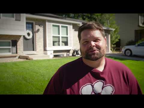 Colorado Teacher & Coach Transforms His 1980's Home With Solar - video from Freedom Solar