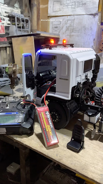 wheelhouse👷‍♂️ #rctruck #hino500 #interior #miniaturtruk #handmade #toys #shorts #fyp #diy #viral
