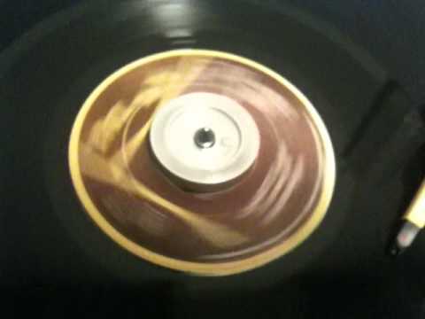 Dave Robinson - Chant To Jah [ Tit For Tat ]