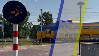 Spoorwegovergang America//Mechanische overwegbellen//Flow VIRM - The Rail lens