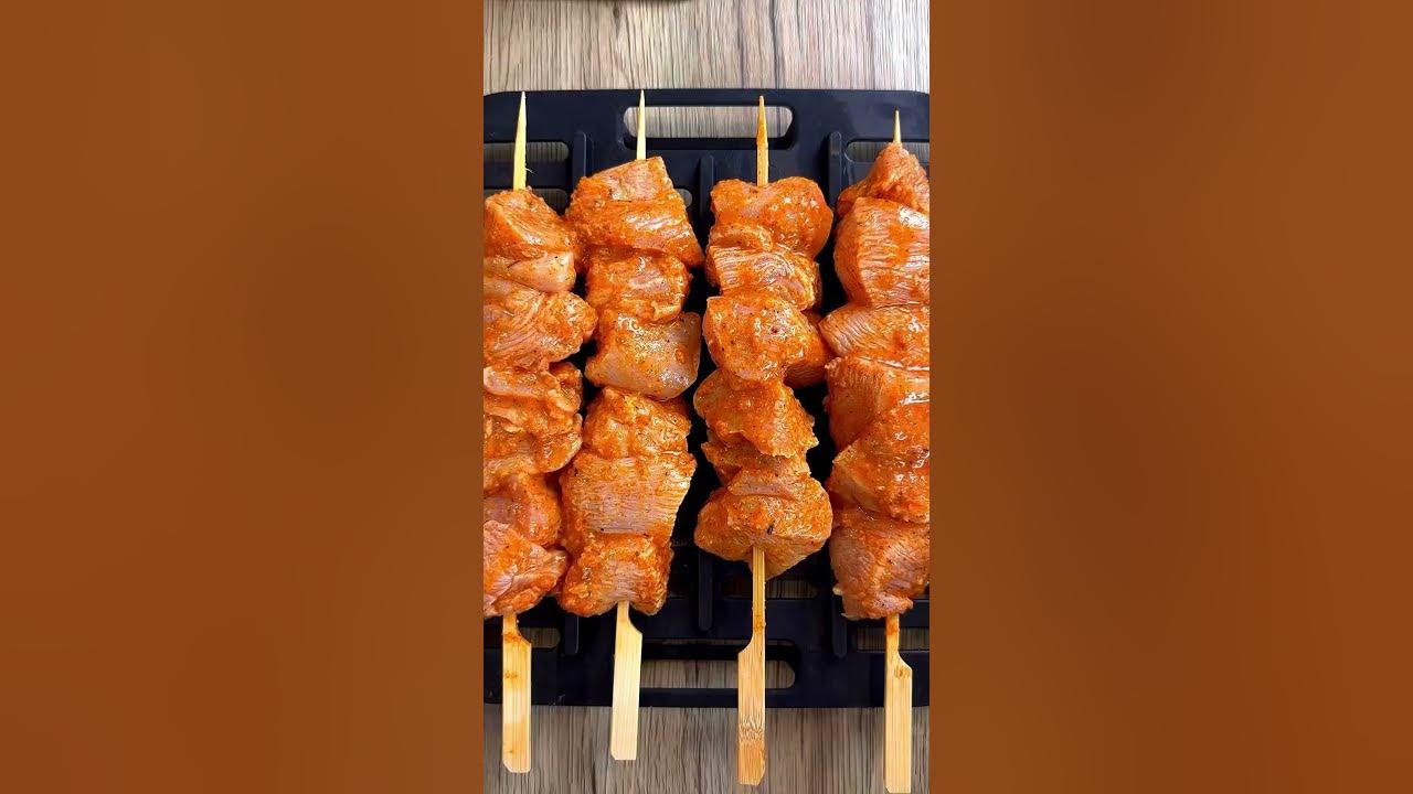 The BEST way to make chicken skewers at home! The BEST way to make chicken skewers at home!