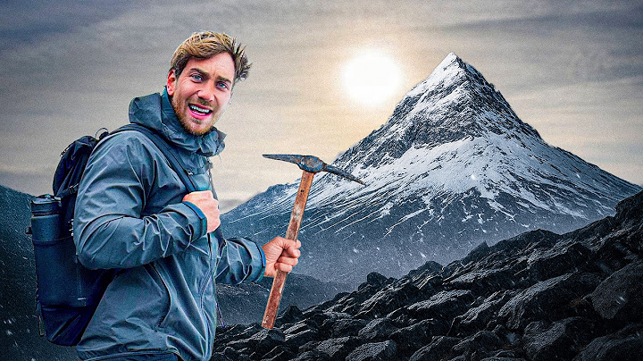 Bestiger Sveriges högsta berg (Kebnekaise)