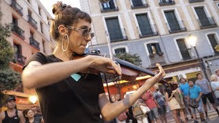 Ombligo:  "Mosquito" - Busking Madrid