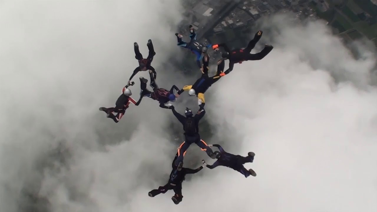 Skydive Enpc - Kom Parachute Springen In Brabant!