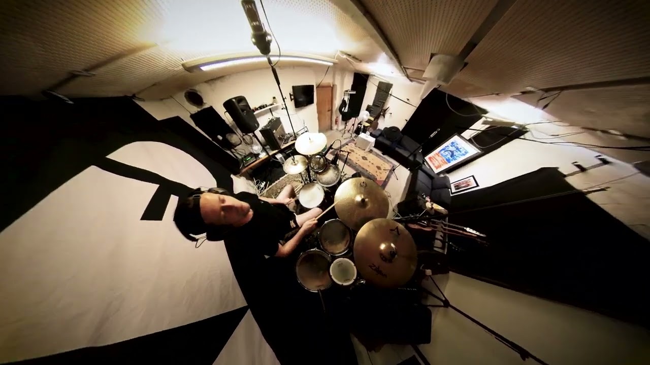 MÆD - Soul Trader drumtracking in studio