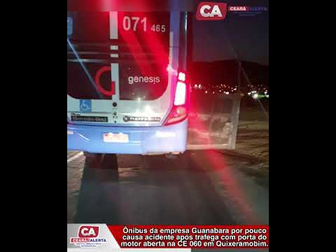 Ônibus da Guanabara por pouco causa acidente após trafega com a comporta do moto aberta na CE 060.