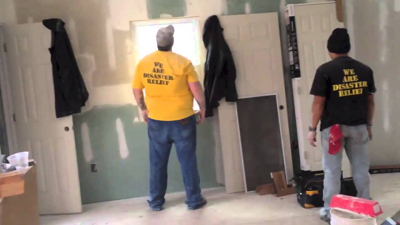 Staten Island homeowner grateful for yellow boots