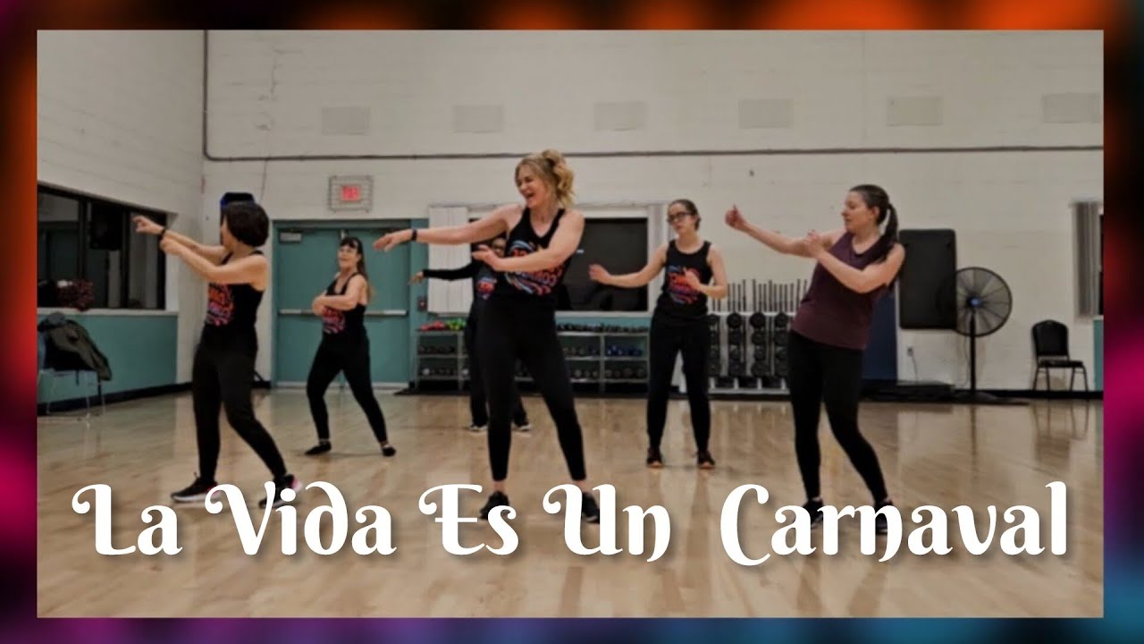 La Vida Es Un Carnaval - Celia Cruz  Zumba #dance  #dancefitness 