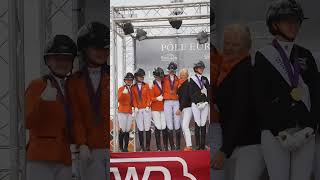 La joie des cavalières néerlandaises | Argent par équipes – Dressage | Europe Poneys 2025