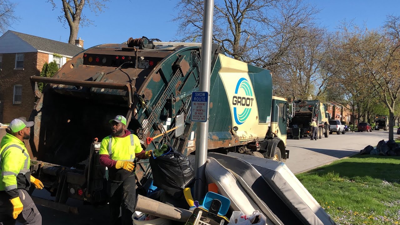 4 Groot Garbage Trucks Packing Bulk At Once YouTube