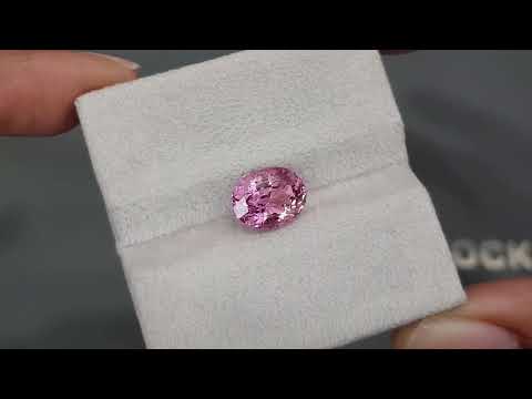 Super rare untreated Padparadscha sapphire in oval cut 4.05 ct, Madagascar, GRS Type I Video  № 3