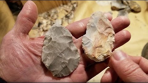 724 - Abo Flintknapping Small Bifaces