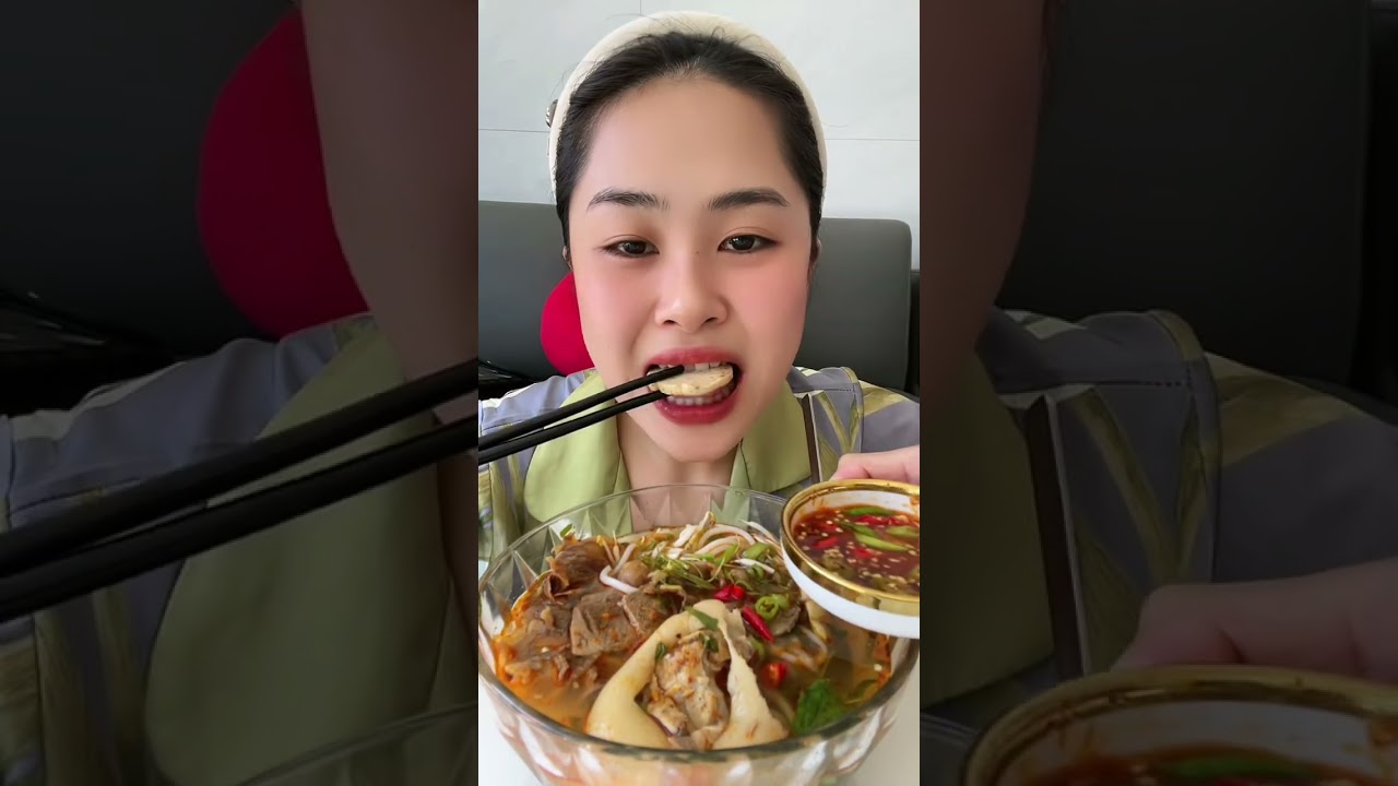 Bún Bò Huế Full Topping Siêu Cay - Dung Thích Ăn #dungthichan #mukbang #food #youtube #amthuc