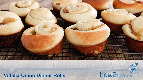 Vidalia Onion Dinner Rolls