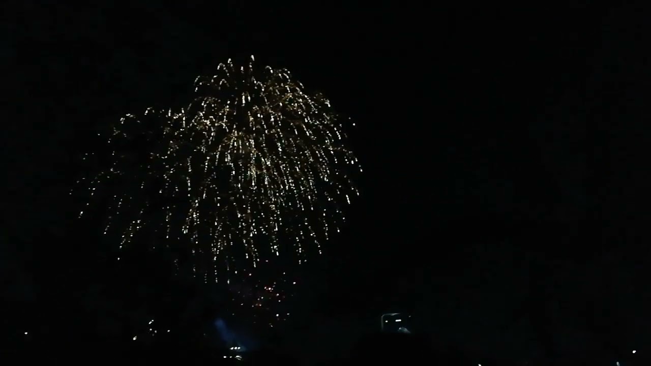 Fireworks Display 🎆🎇 Happy New Year. Bye 2025 and Welcome 2026 