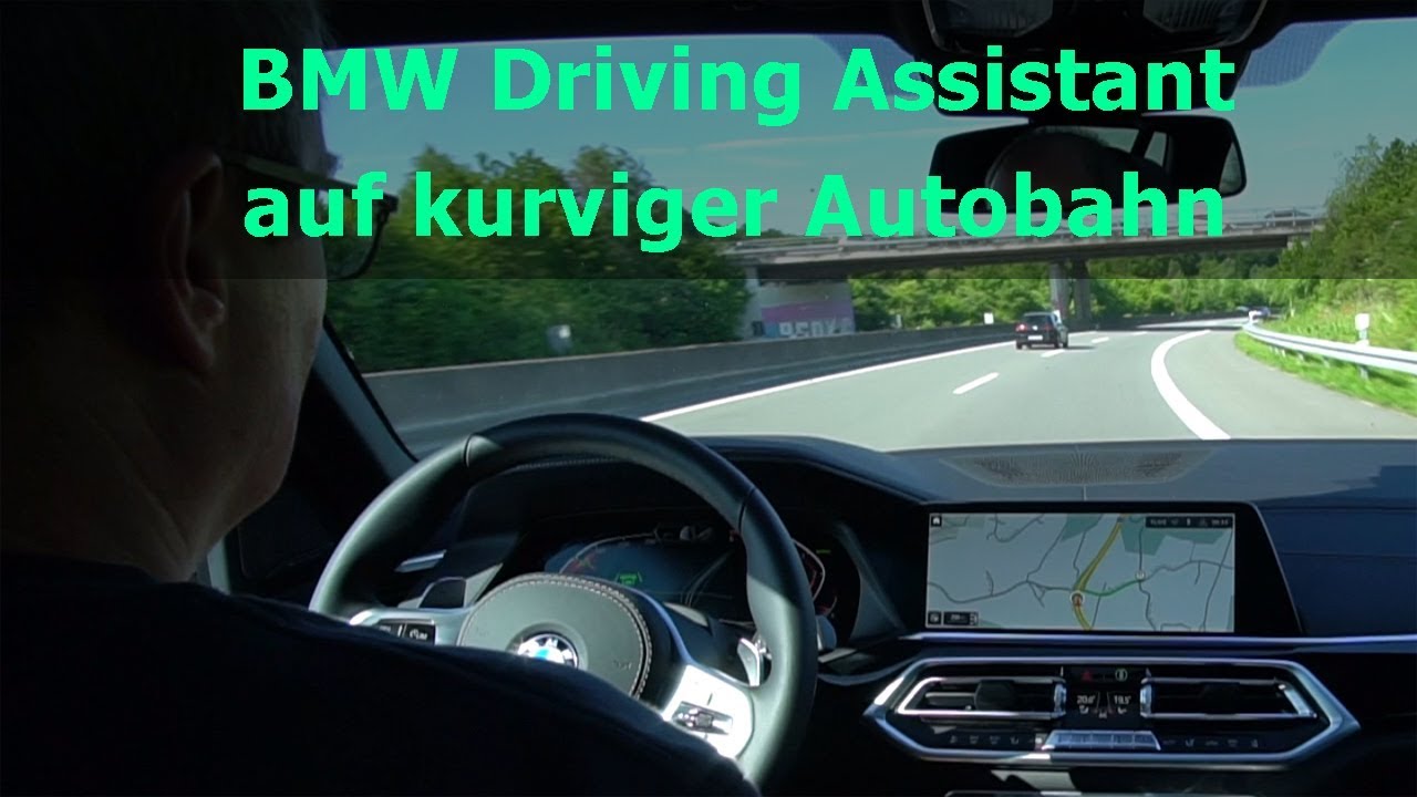BMW Driving Assistant auf kurviger Autobahn - YouTube