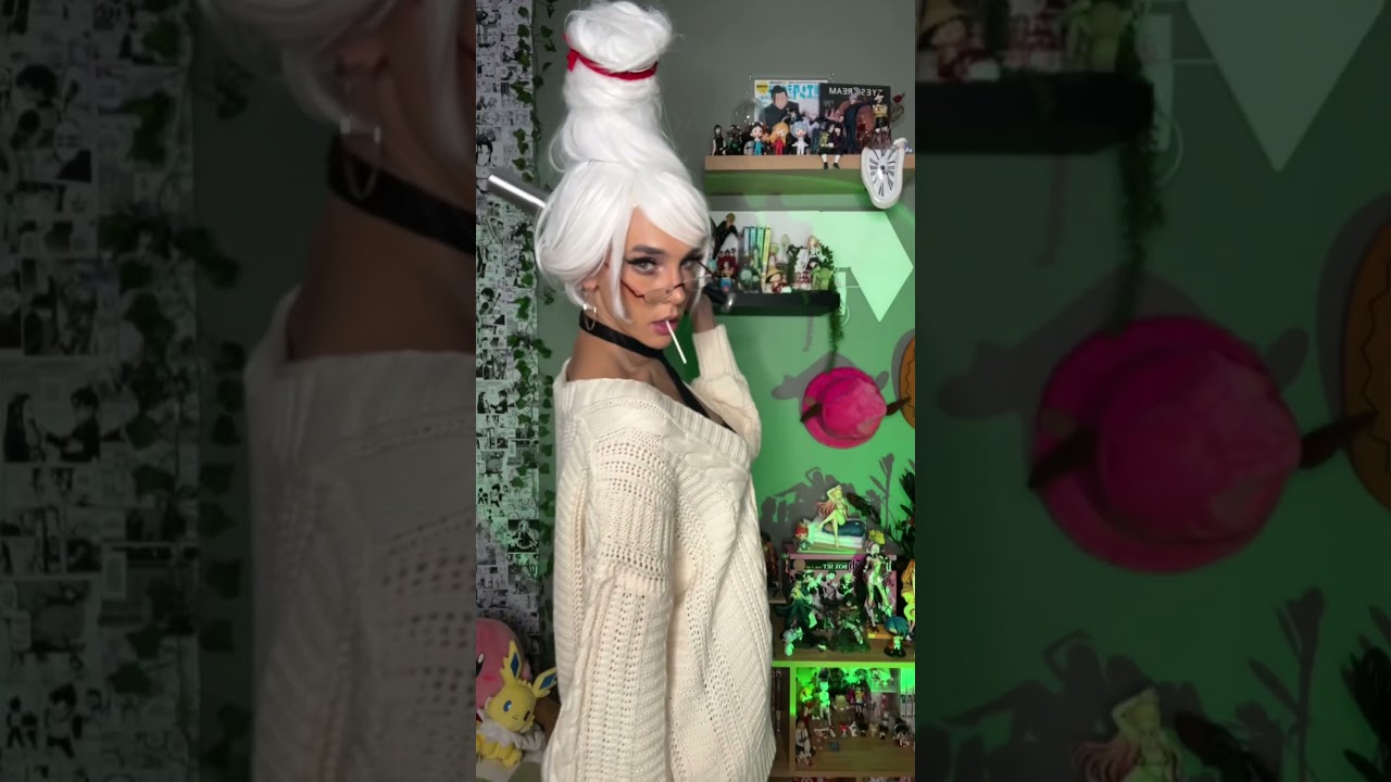 Seiko Ayase Cosplay transition