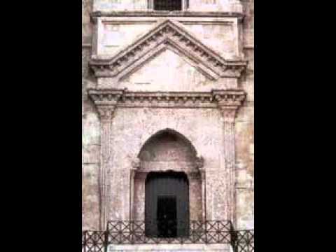 Il portale di Castel del Monte