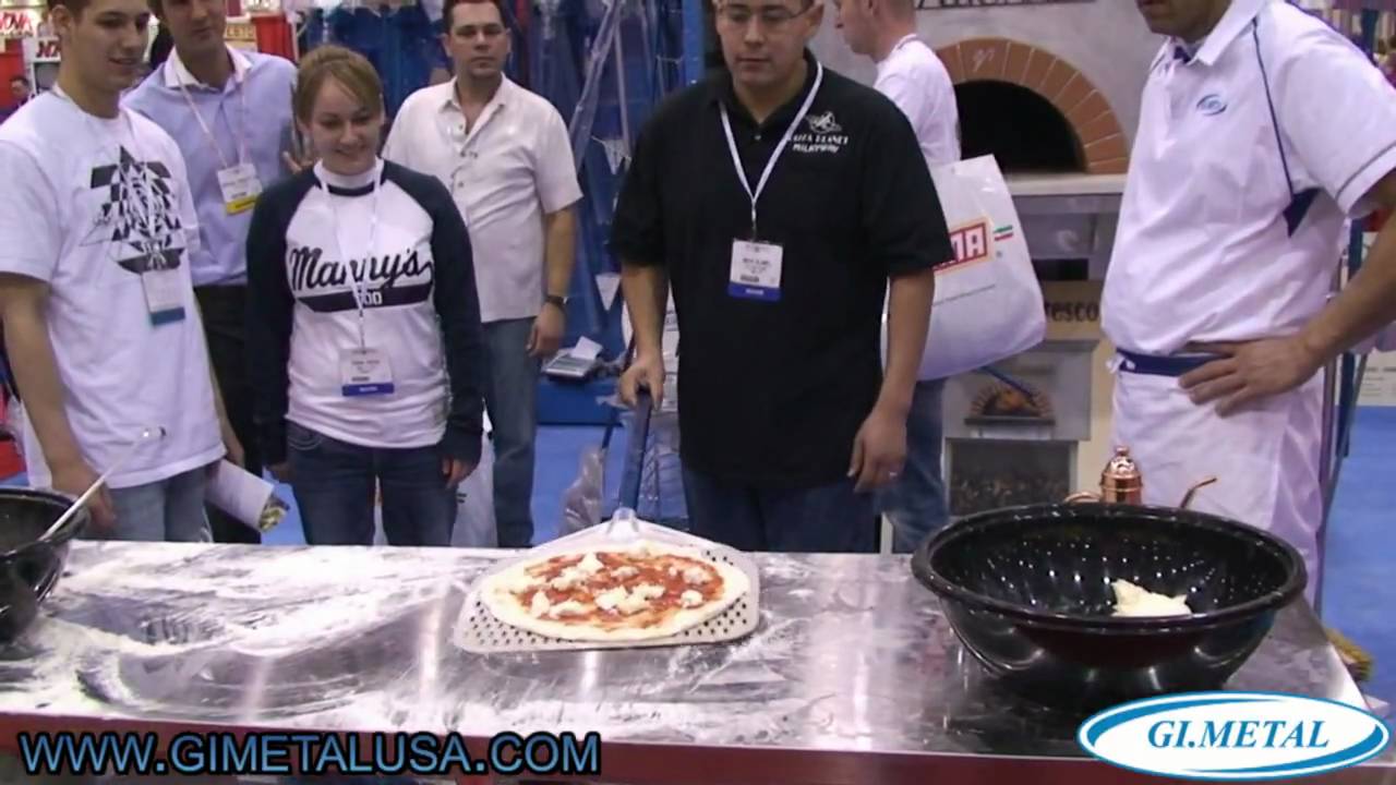 Las Vegas 2010 Pizza Expo, clip 13 YouTube