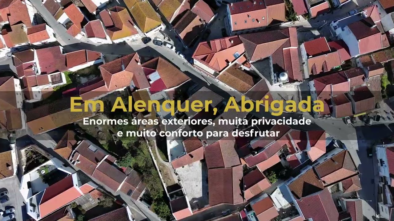 Moradia T3 com Piscina em Abrigada