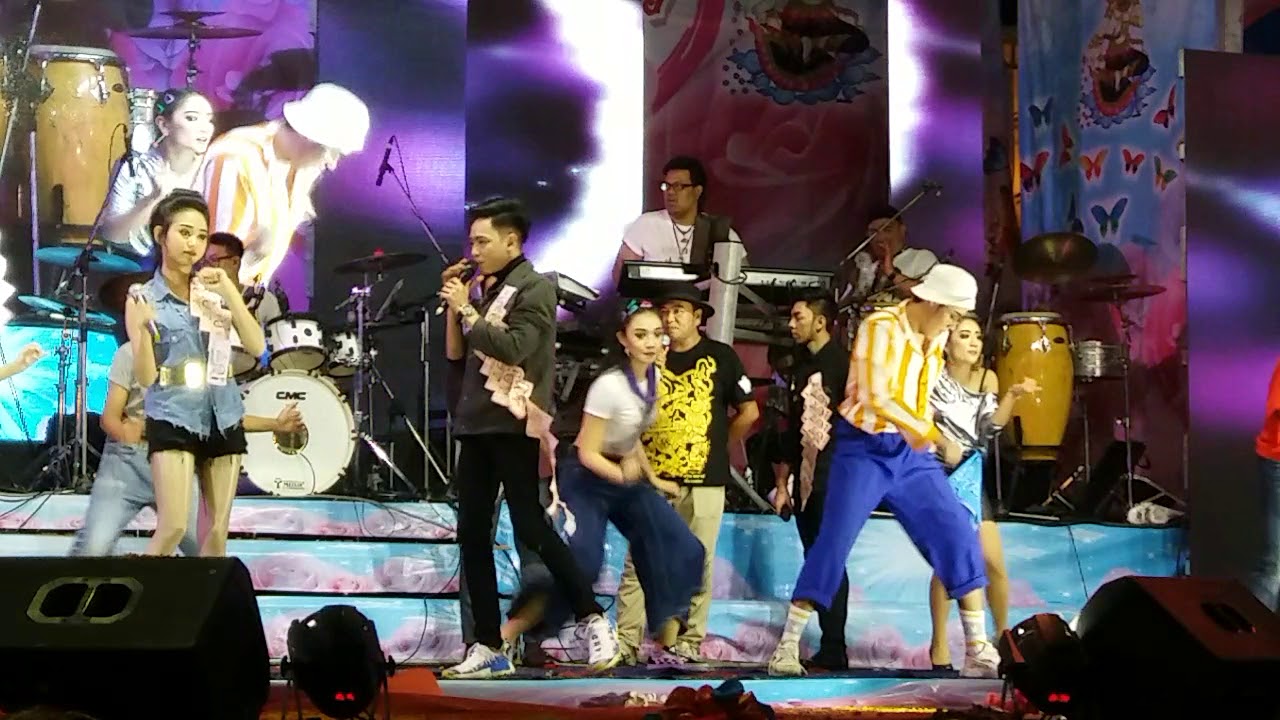 สามคู่ชูชื่น แบงค์ปอย จริวจริง/นุ่นเบลล์ กระปริดกระปรอย/บิ๊กเฮ็น หนูไม่รู้ก็ลองซิจ๊ะ สนุก ฟิน มัน