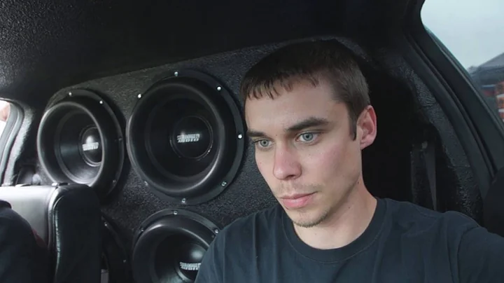 Eric's 4 Sundown NSV3 15's on 4 Crescendo 5500's Poor little Accord...