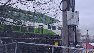 Almost missed 253 entering Willowbrook yard #gotransit 