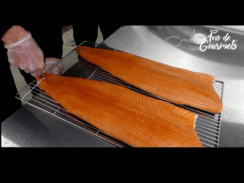 Saumon fumé artisanal, du salage au fumoir (Poissonnerie La Ligne Wambrechies)