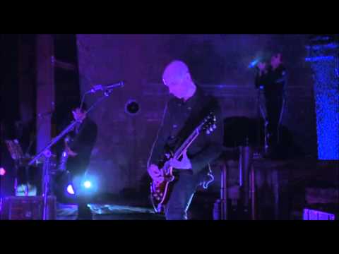 A Perfect Circle - When The Levee Breaks - Live At Red Rocks - Stone x Echo