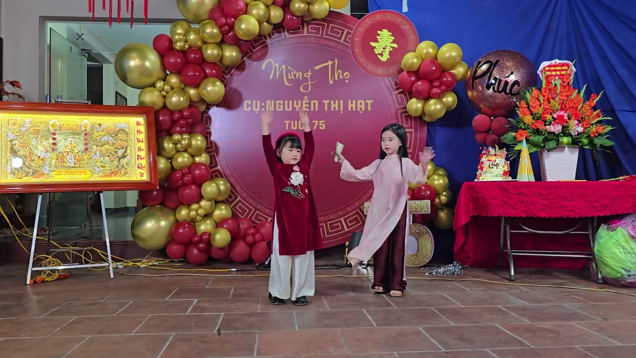 Nhảy Tiktok - Các chắt mừng thọ cụ - Mừng thọ cụ Nguyễn Thị Hạt