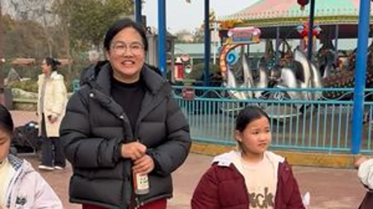 孩子放假了出去玩真的早出发，这样游玩一天什么都看上了，也玩上了，这一趟真没有白来啊，过年了咱家这个带鱼是少不了的，又是高蛋白的，大人孩子都喜欢吃。 #记录我的真实生活点点滴滴 #幸福乡村有年味 ...