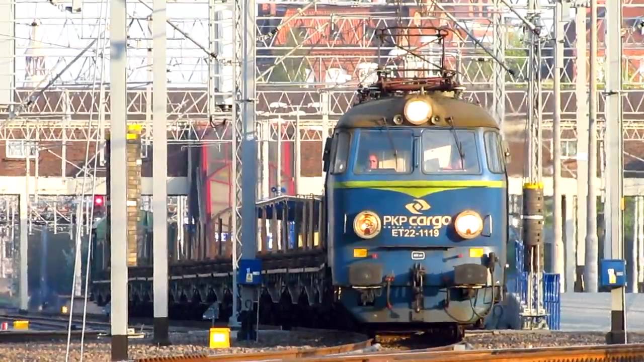 ET22-914 mija ET22-1119 Transport szyn !