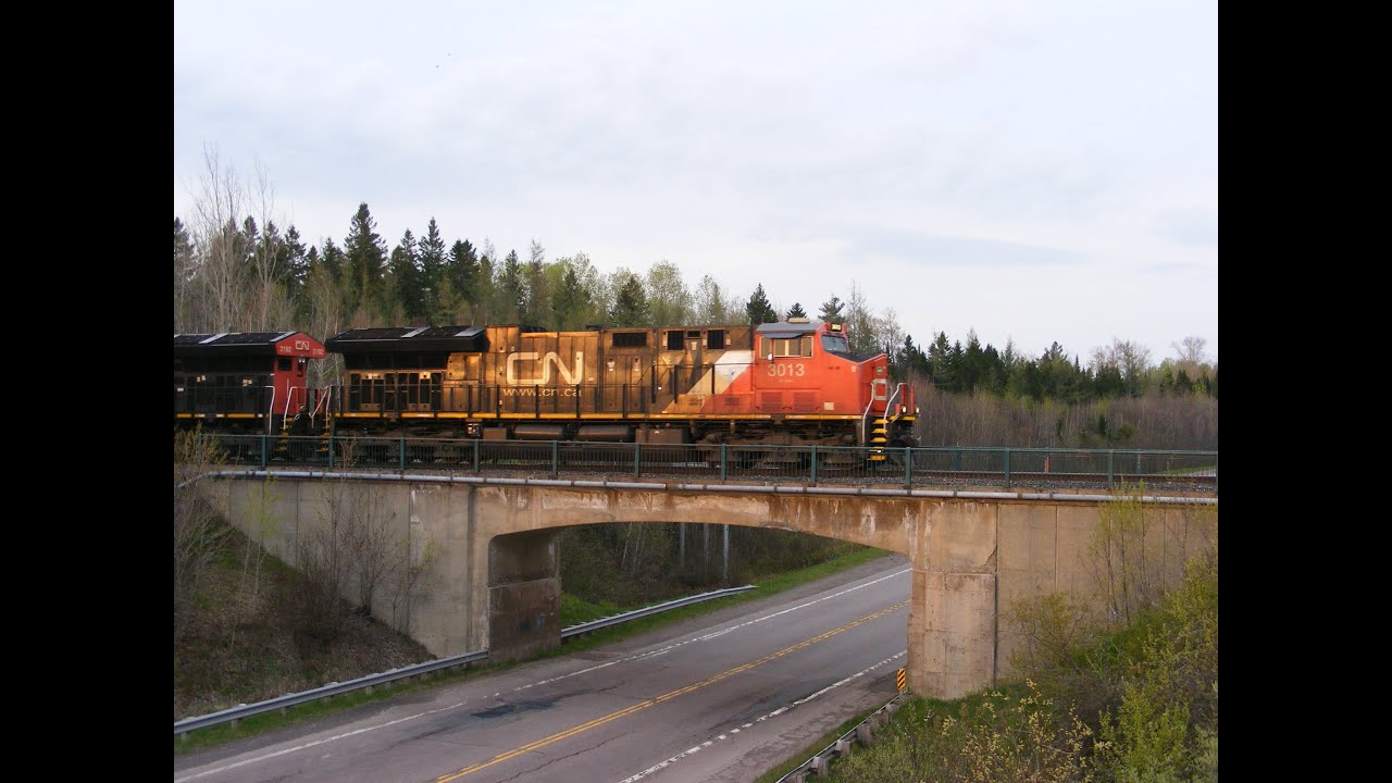 CN 121 at Berry Mills, NB May 20 2023 YouTube
