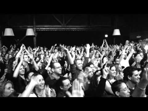 "נוסע רחוק" אדם ב"זאפה" הרצליה