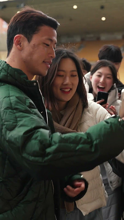The moment Hwang Hee-Chan surprises a group of Korean students! #shorts