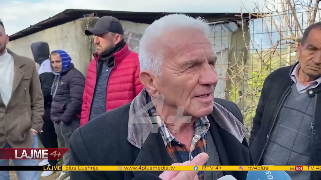 Banorët e fshati Varibop në Fier protestojnë për rrugën e amortizuar.