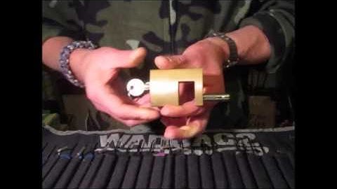 Single Pin Picking An ABUS 82/63 Brass Monoblock Shutter Padlock www.uklocksport.co.uk